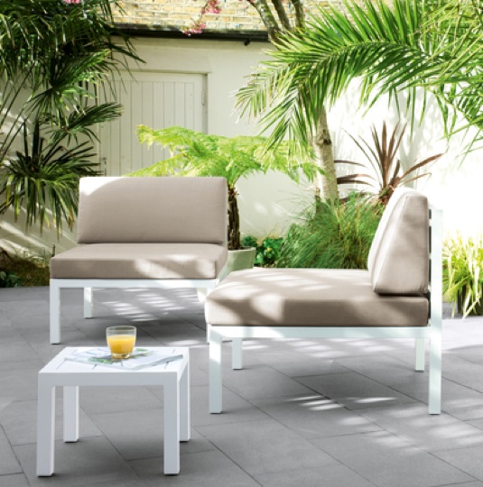 Garden_furniture_armchair