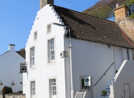 The sun shines on the Sundial Cafe, Limekilns, Fife