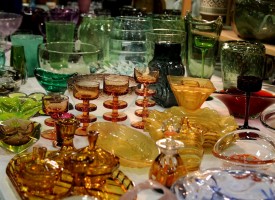 Pretty vintage glassware at the Antiques & Collectors Fair, Edinburgh